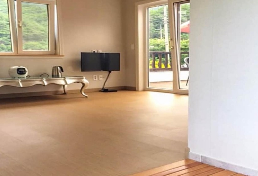 Jecheon Venezia Pension