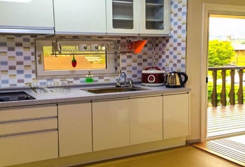 Jecheon Venezia Pension