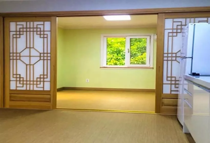 Jecheon Venezia Pension