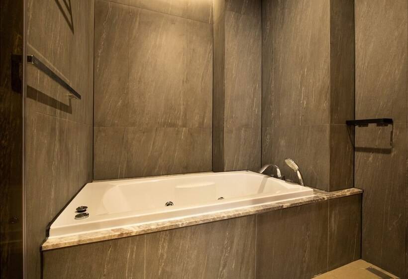 Jeonju Tourist Hotel Kkotsim