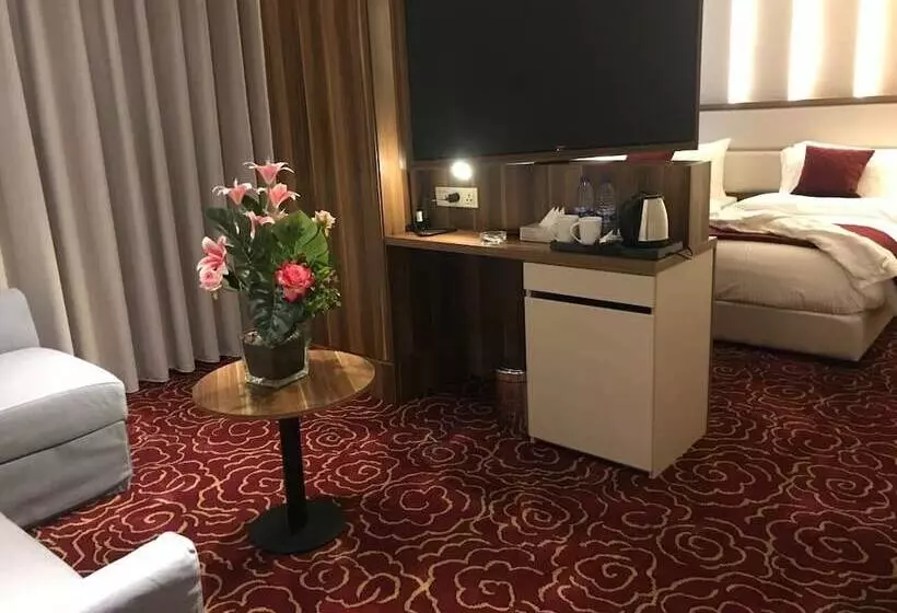 Lilac Hotel   Amman