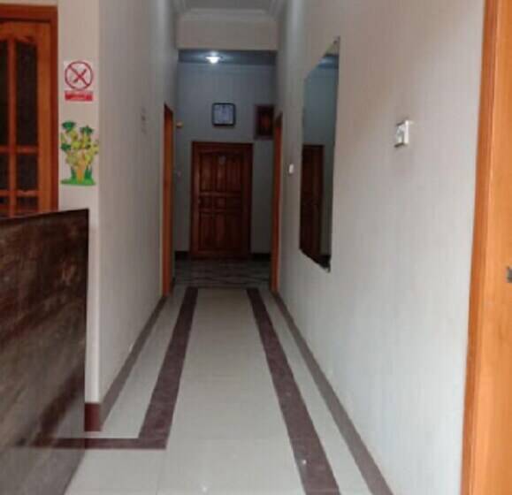 پانسیون Alidia Guest House