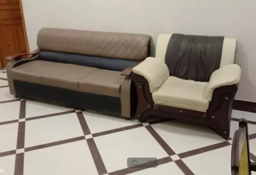 پانسیون Alidia Guest House