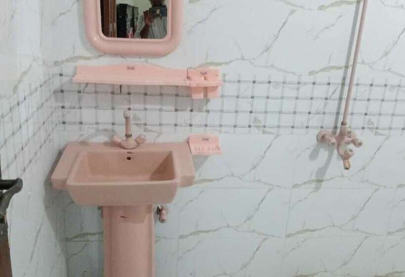 پانسیون Alidia Guest House