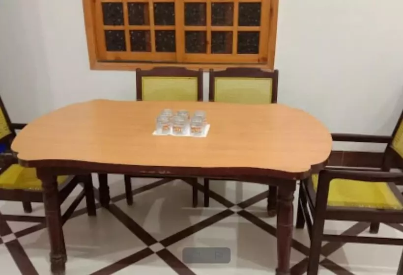 پانسیون Alidia Guest House