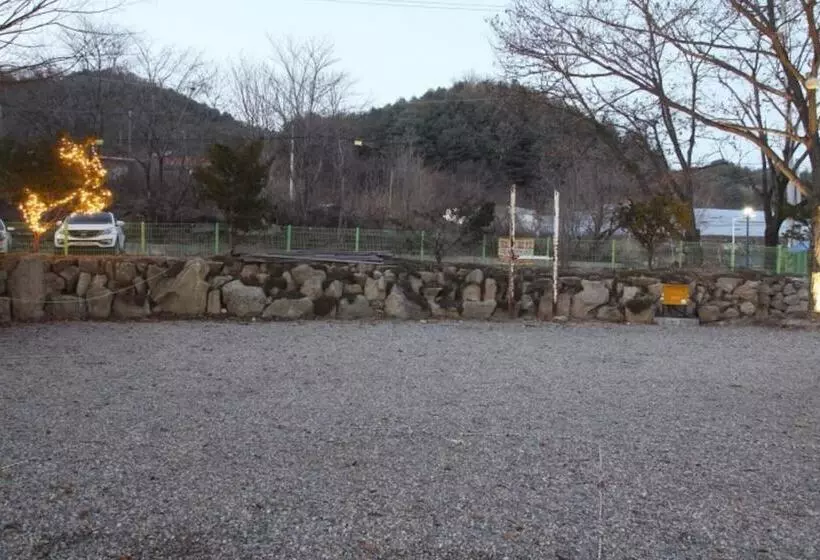 ペンション Gapyeong Yongsu Greenland Glamping