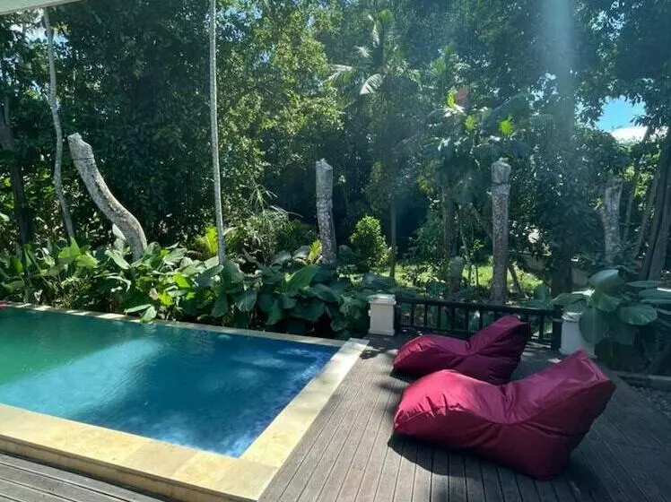 Majatalo Pandawa Villa Riverside By Wizzela