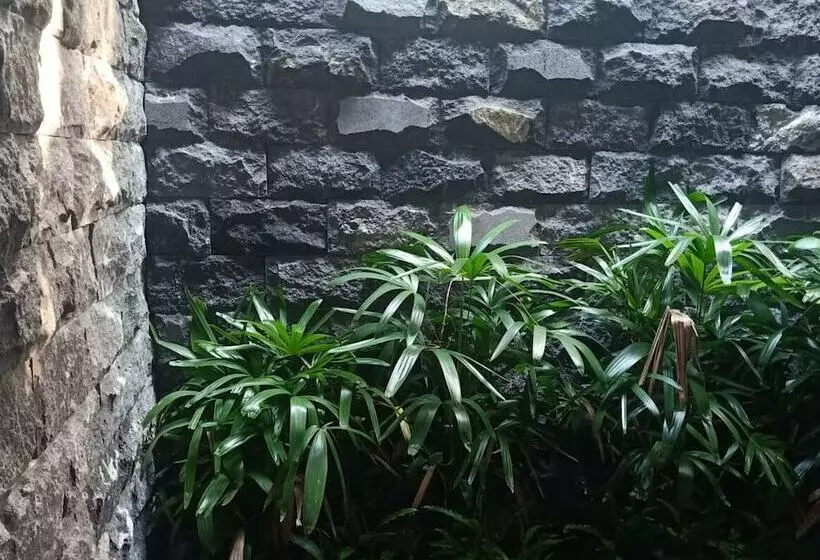 Majatalo Pandawa Villa Riverside By Wizzela