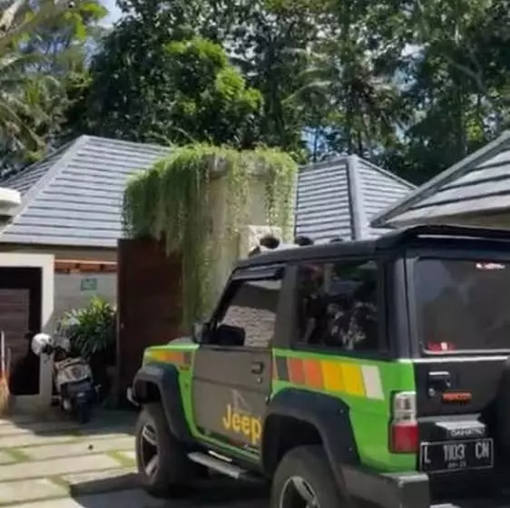 Majatalo Pandawa Villa Riverside By Wizzela