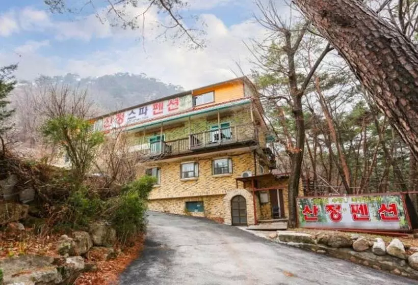 Pocheon Sanjeong Spa Pension