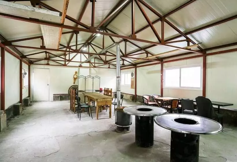 Pocheon Sanjeong Spa Pension