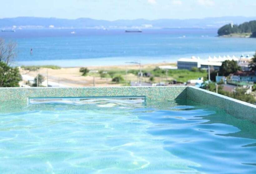 Pohang Uhil Camping Park Pension