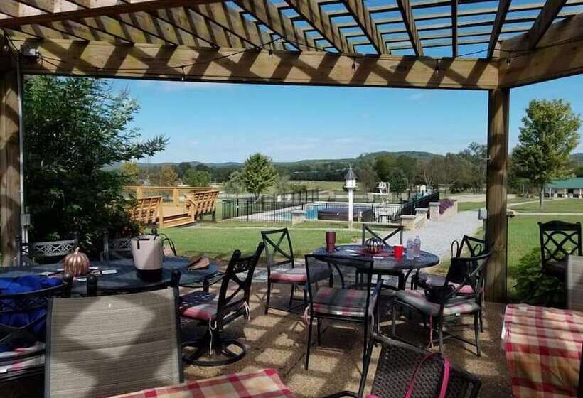 리조트 Rock Springs Retreat Center