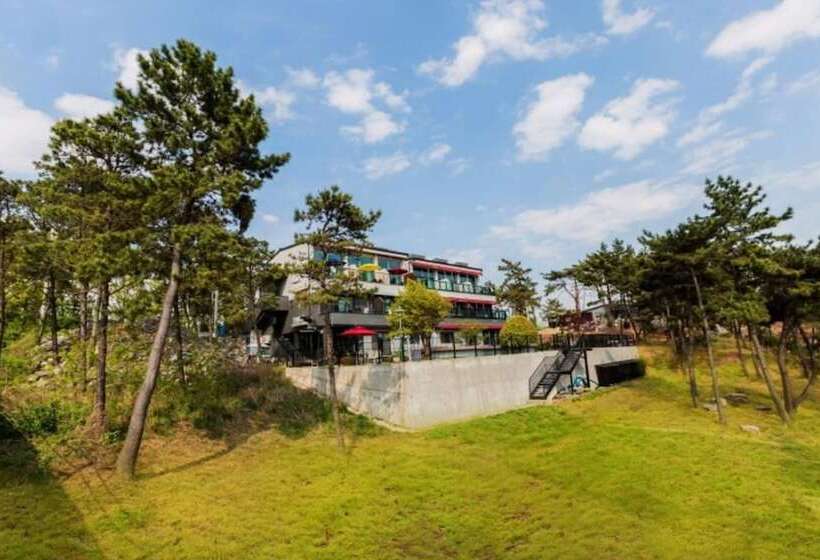 Sacheon Bichae Pension