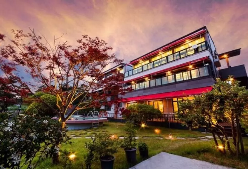 Sacheon Bichae Pension