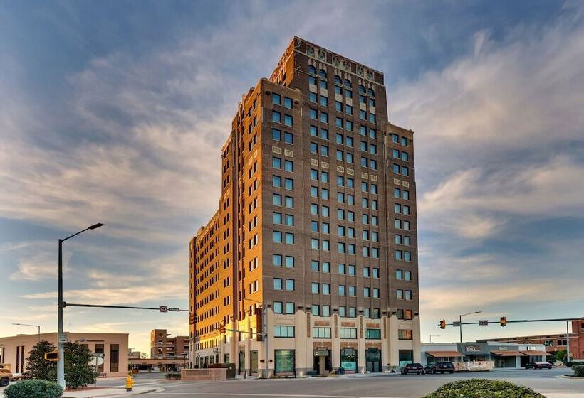 Threefoot Hotel, Meridian, A Tribute Portfolio