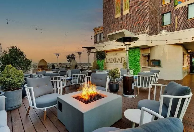 Threefoot Hotel, Meridian, A Tribute Portfolio