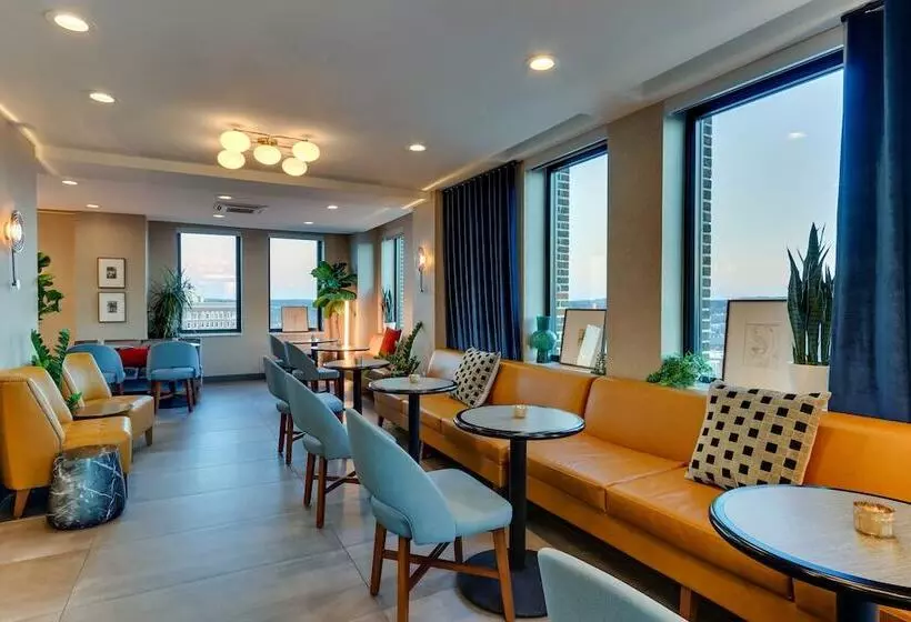 Threefoot Hotel, Meridian, A Tribute Portfolio