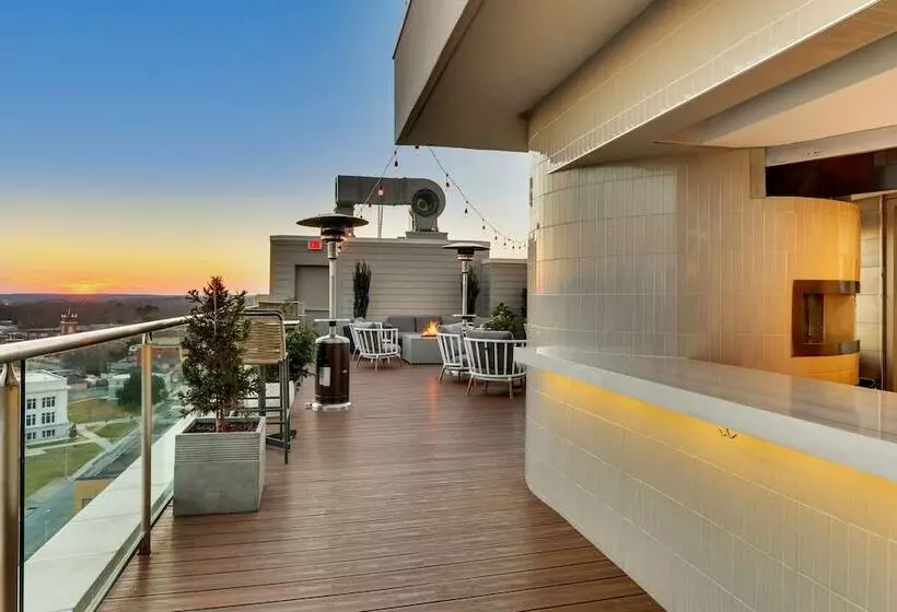 Threefoot Hotel, Meridian, A Tribute Portfolio