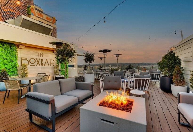 Threefoot Hotel, Meridian, A Tribute Portfolio