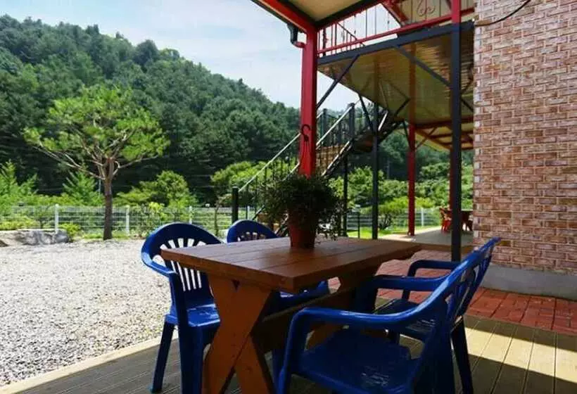 Yangpyeong Jannamuhyanggi Pension