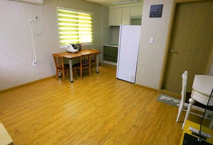 Yangpyeong Jannamuhyanggi Pension