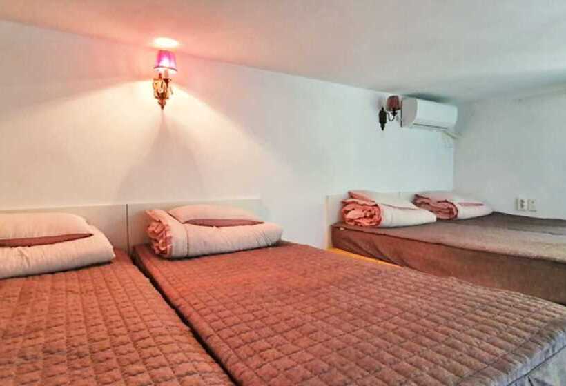 Yangsan Cheongnim Oak Valley Pension