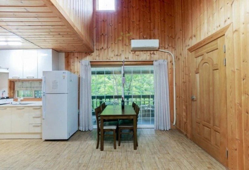 Yangsan Cheongnim Oak Valley Pension