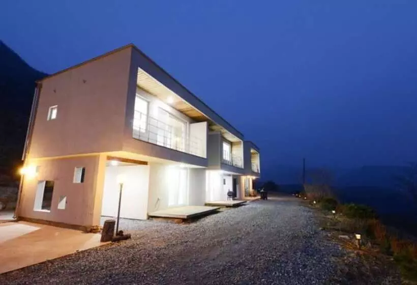 Danyang Avichae Pension