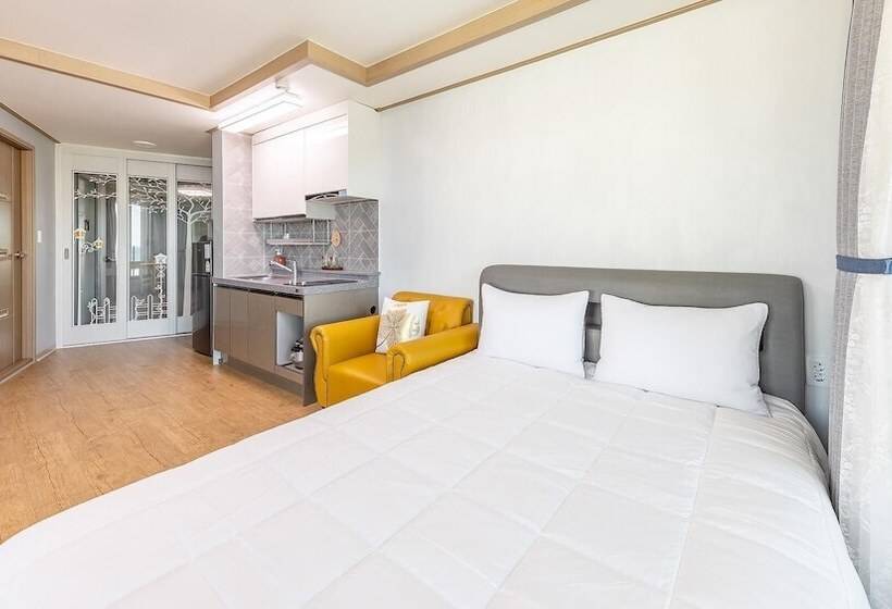 Gangneung Glad Pension