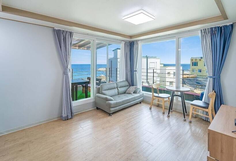 Gangneung Glad Pension