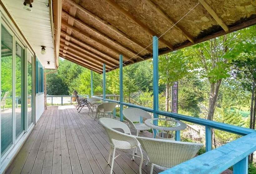 Gangneung Sea Cloud Caravan Pension