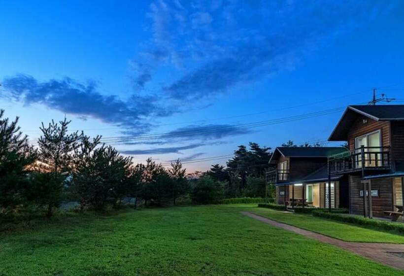 Gangneung Sea Cloud Caravan Pension