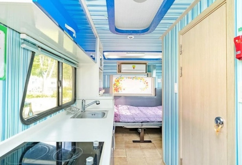 Gangneung Sea Cloud Caravan Pension