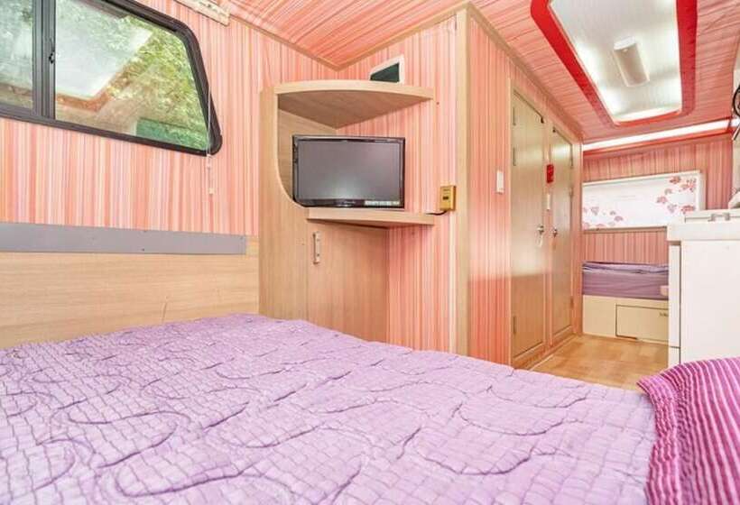 Gangneung Sea Cloud Caravan Pension