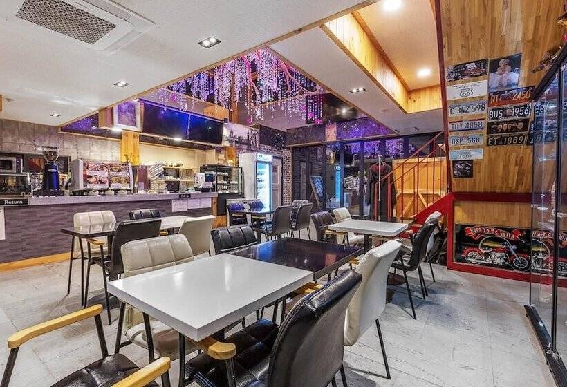 Gapyeong River52 Road Pension