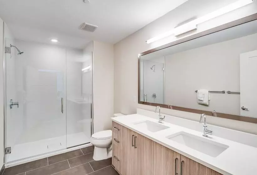 Global Luxury Suites At Bethesda Metro