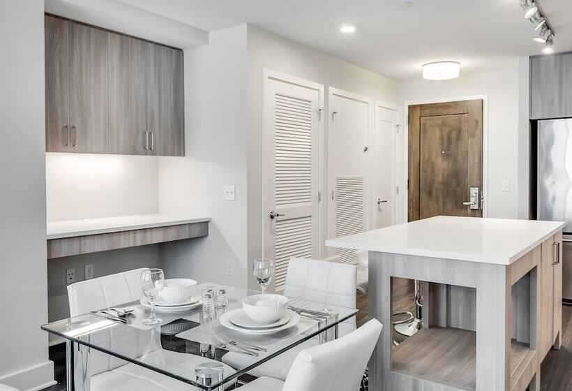 Global Luxury Suites At Bethesda Metro