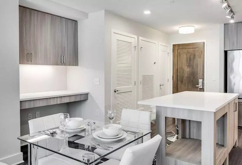 Global Luxury Suites At Bethesda Metro