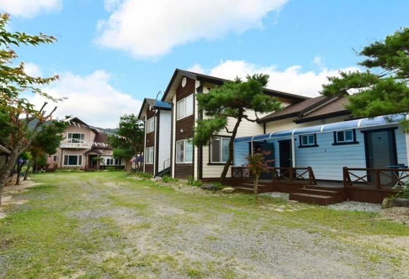 Goesan Hwayang Gyegok Gangaae Pension