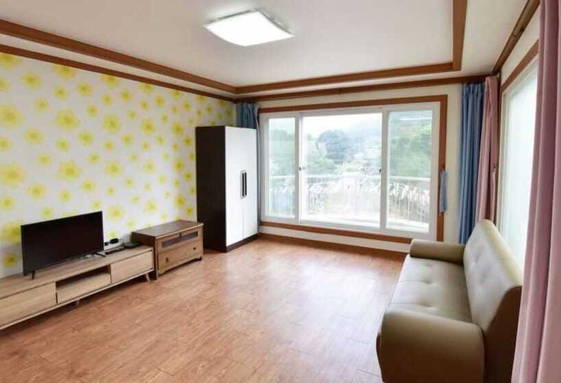 Goesan Hwayang Gyegok Gangaae Pension