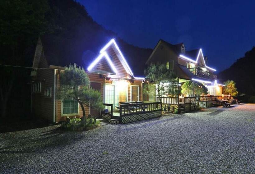 Hoengseong Jamjari Pension