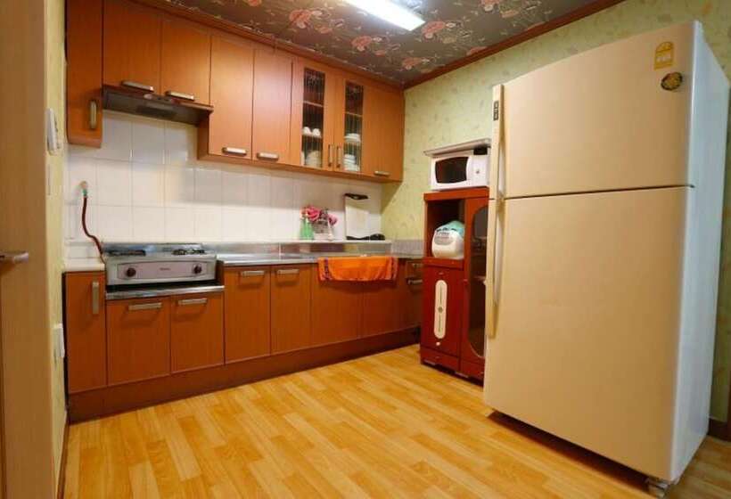 Hoengseong Jamjari Pension