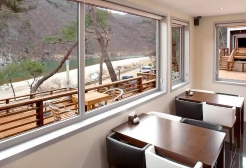 Hongcheon Inmylife Dokche Pension