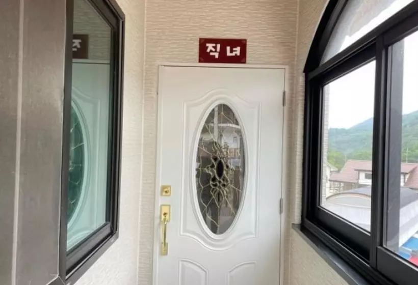 Jecheon Wolsong Garden Pension