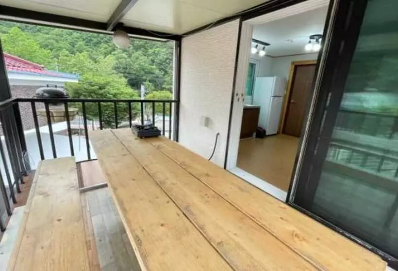 Jecheon Wolsong Garden Pension