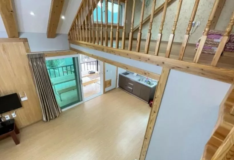 Jecheon Wolsong Garden Pension