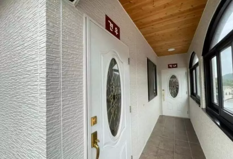 Jecheon Wolsong Garden Pension