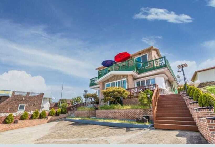 Namhae Rising Sun Landscape Pension