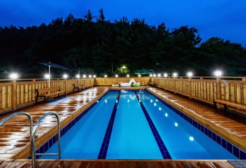 Pensão Chuncheon  Plan B Pool Villa